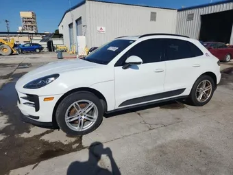 2019 Porsche Macan WP1AA2A55KLB04278