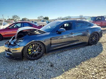 2019 Porsche Panamera WP0AE2A76KL123283