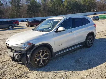 2018 BMW X1 WBXHT3C32J5K22385