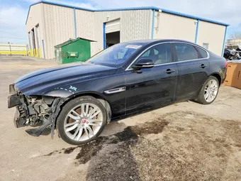 2016 Jaguar XF SAJBK4BVXGCY15660
