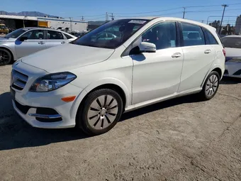 2017 Mercedes-Benz B-Class WDDVP9AB2HJ014497