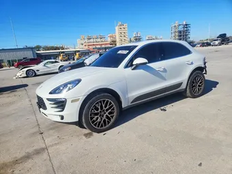 2017 Porsche Macan WP1AB2A51HLB12237
