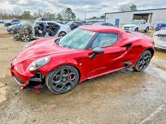 2018 Alfa Romeo ZARBAAA46JM268242