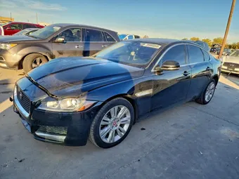 2016 Jaguar XF SAJBD4BV2GCY06123
