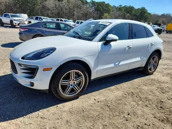 2017 Porsche Macan WP1AB2A52HLB10481