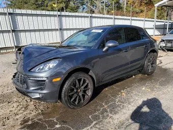 2018 Porsche Macan WP1AA2A57JLB17712