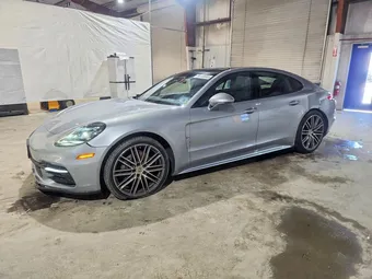 2019 Porsche Panamera WP0AA2A72KL102295
