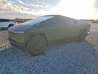 2024 Tesla Cybertruck 7G2CEHEE5RA037930