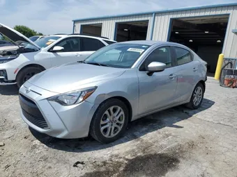 2018 Toyota Yaris 3MYDLBYVXJY302165