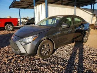 2020 Toyota Yaris 3MYDLBYV4LY704685
