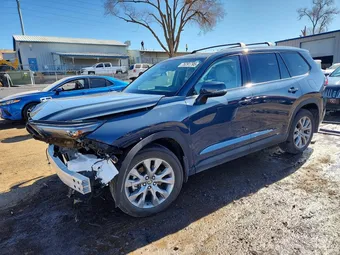 2025 Toyota Grand Highlander 5TDAAAA51SS030125