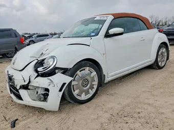 2019 Volkswagen Beetle 3VW5DAAT5KM509135