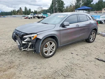 2017 Mercedes-Benz GLA-Class WDCTG4GB5HJ349002