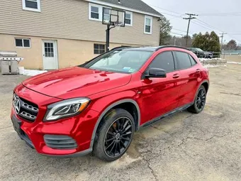 2019 Mercedes-Benz GLA-Class WDCTG4GB4KU018952