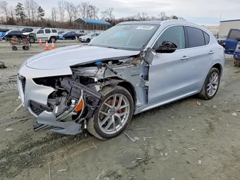 2020 Alfa Romeo ZASPAKBN6L7C85337