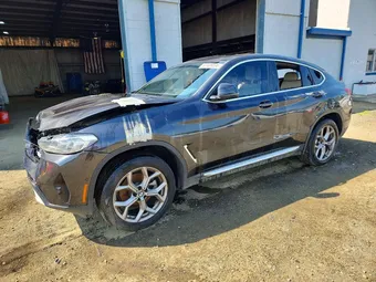 2024 BMW X4 5UX33DT07R9V93371
