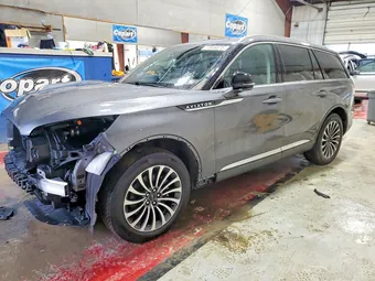 2023 Lincoln Aviator 5LM5J6XC4PGL04545