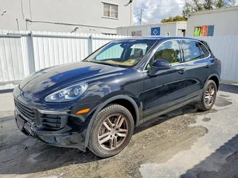 2016 Porsche Cayenne WP1AA2A22GLA06306