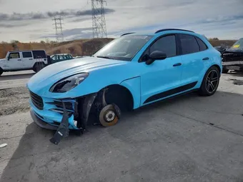 2020 Porsche Macan WP1AA2A50LLB12371