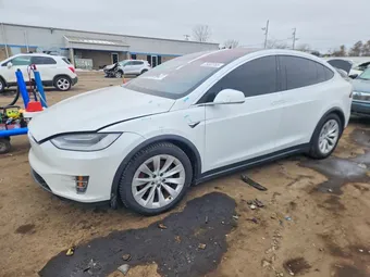 2021 Tesla Model X 5YJXCBE25MF322121