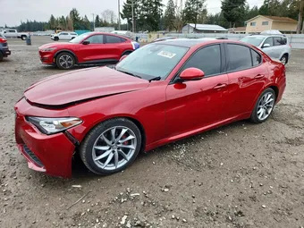 2017 Alfa Romeo ZARFAECN1H7560825