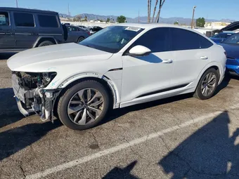 2021 Audi e-tron WA12AAGE6MB006967