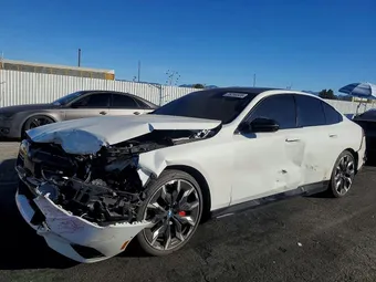 2024 BMW i5 WBY43FK0XRCR36324