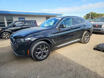 2023 BMW X4 5UX33DT01P9T04692