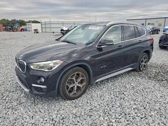 2016 BMW X1 WBXHT3C36GP887027