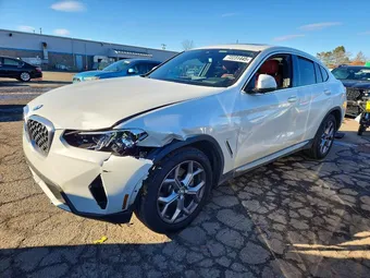 2022 BMW X4 5UX33DT05N9J98714
