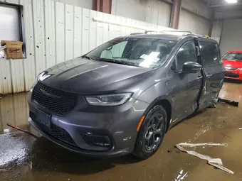 2021 Chrysler Pacifica Hybrid 2C4RC1S72MR584234