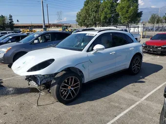 2024 Porsche Macan WP1AG2A55RLB37015