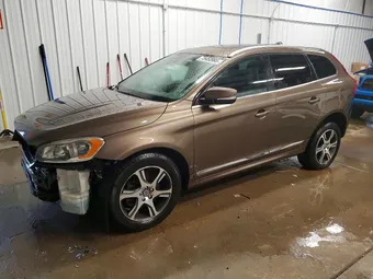 2015 Volvo XC60 YV4902RK2F2735418