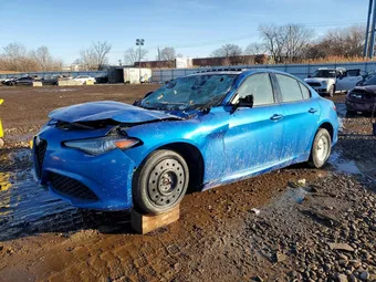2018 Alfa Romeo ZARFAEEN2J7596350