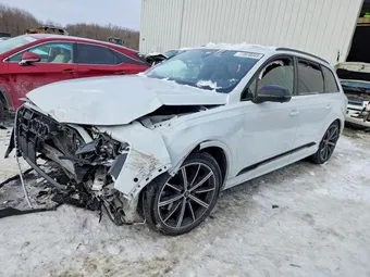 2021 Audi SQ7 WA1VWBF71MD015670