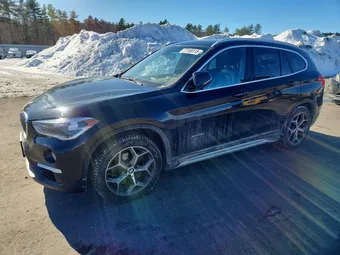 2017 BMW X1 WBXHT3Z34H4A57787