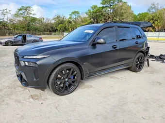 2025 BMW X7 5UX33EM05S9Z32008