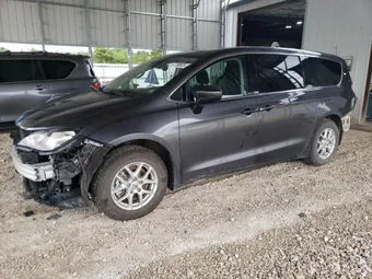 2023 Chrysler Voyager 2C4RC1CG2PR535179
