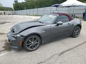 2018 Mazda MX-5 Miata JM1NDAD72J0203206