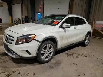 2017 Mercedes-Benz GLA-Class WDCTG4GB6HJ323072