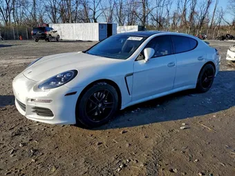 2015 Porsche Panamera WP0AA2A75FL007168