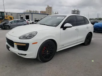 2016 Porsche Cayenne WP1AD2A29GLA77669