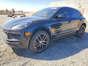 2022 Porsche Macan WP1AA2A53NLB05594