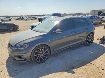 2018 Volkswagen Golf R WVWVF7AU0JW219795