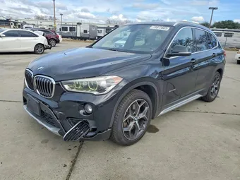 2017 BMW X1 WBXHU7C30H5H35930