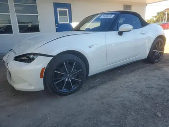 2024 Mazda MX-5 Miata JM1NDAD78R0601404