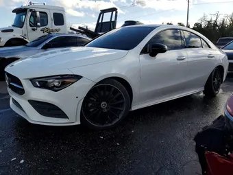 2022 Mercedes-Benz CLA-Class W1K5J4GB6NN294859
