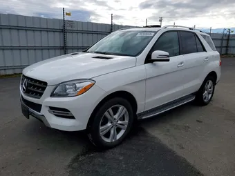2015 Mercedes-Benz M-Class 4JGDA5HBXFA524580