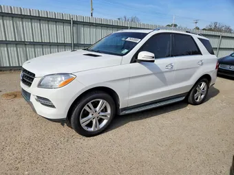 2015 Mercedes-Benz M-Class 4JGDA5JB6FA556582