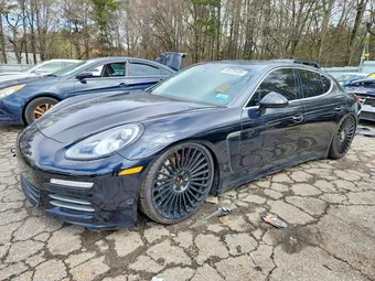 2016 Porsche Panamera WP0AB2A72GL050638